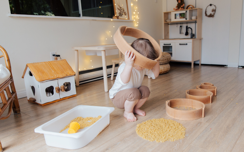Sensorische Speelbakken: Spelenderwijs Ontwikkelen voor Baby’s en Jonge Kinderen